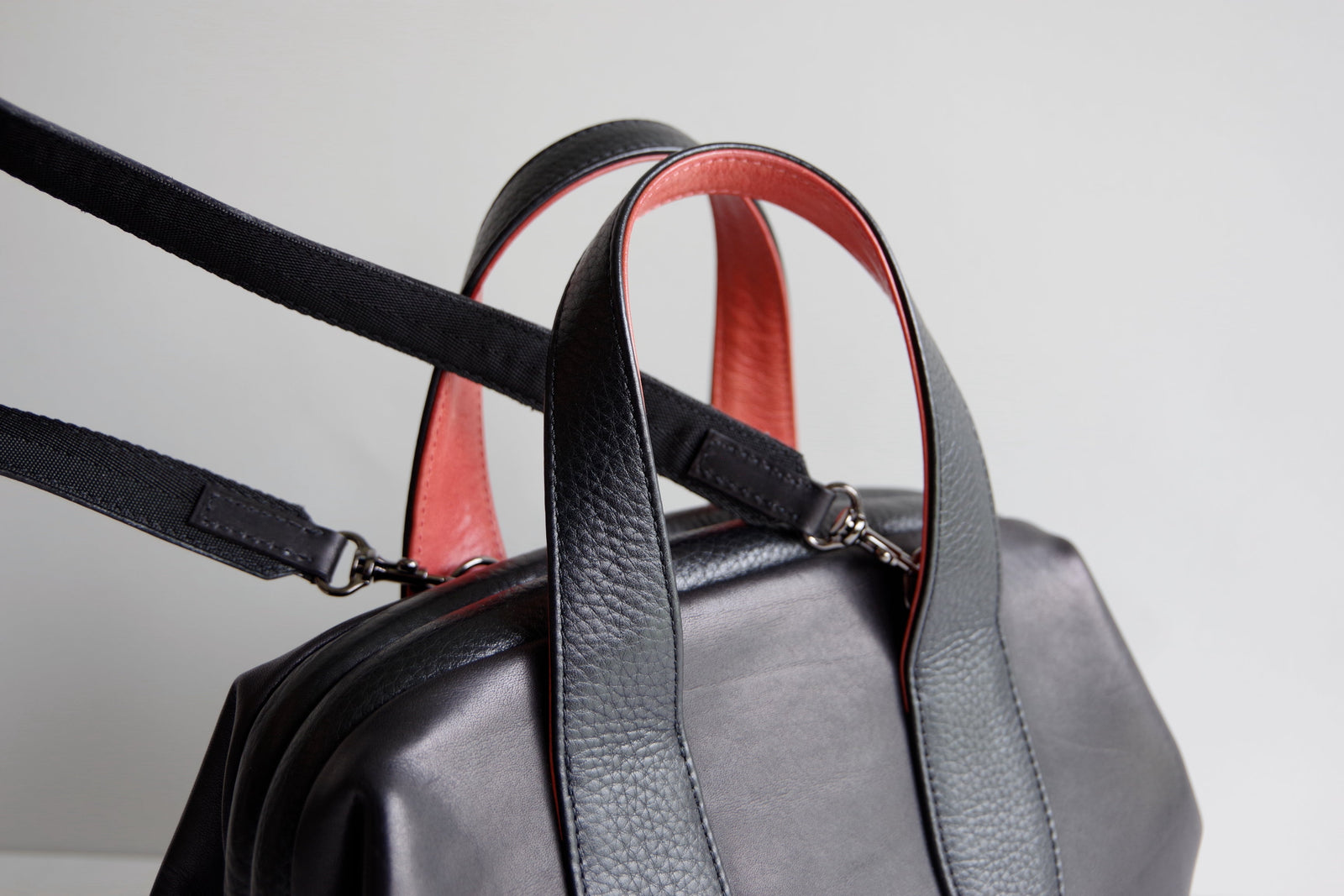 NANAKO BAG 240 – VALLEYSHELL